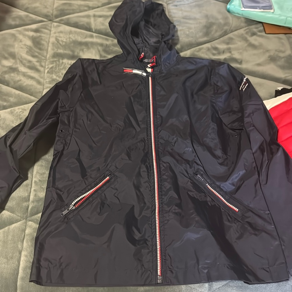 Tommy Hilfiger Navy Raincoat size medium
